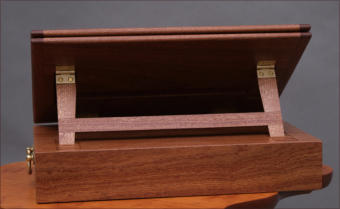 Thomas Jefferson adjustable desk
